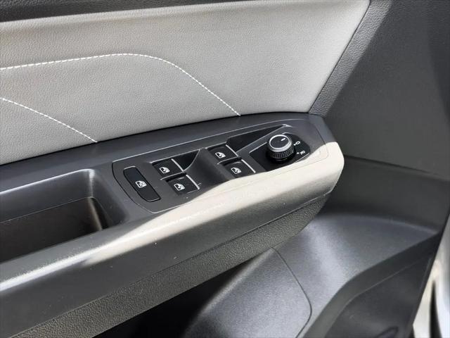 2023 Volkswagen Atlas 2.0T SE