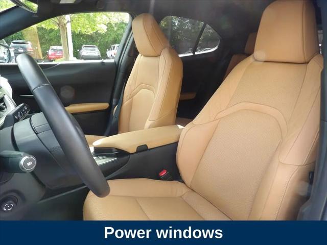 2025 Lexus 300 Premium
