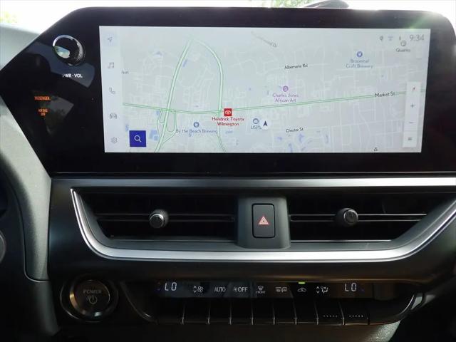 2025 Lexus 300 Premium