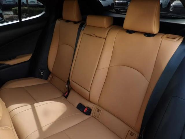 2025 Lexus 300 Premium