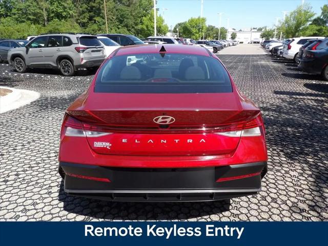 2025 Hyundai Elantra SEL Convenience