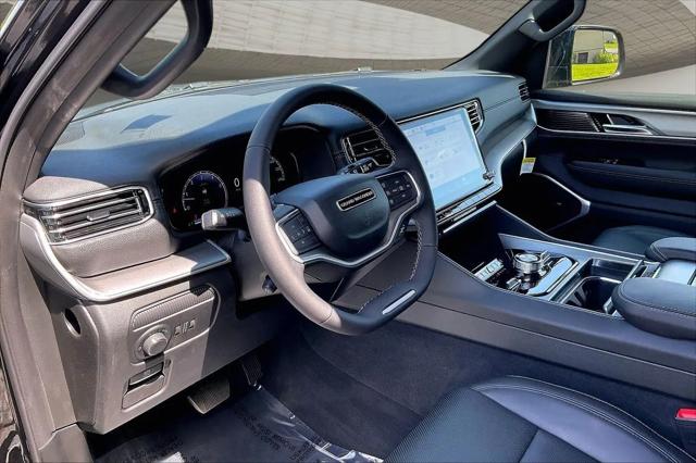 2026 Jeep Grand Wagoneer Limited Altitude 4x4