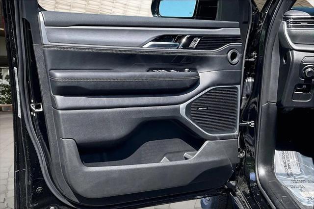 2026 Jeep Grand Wagoneer Limited Altitude 4x4