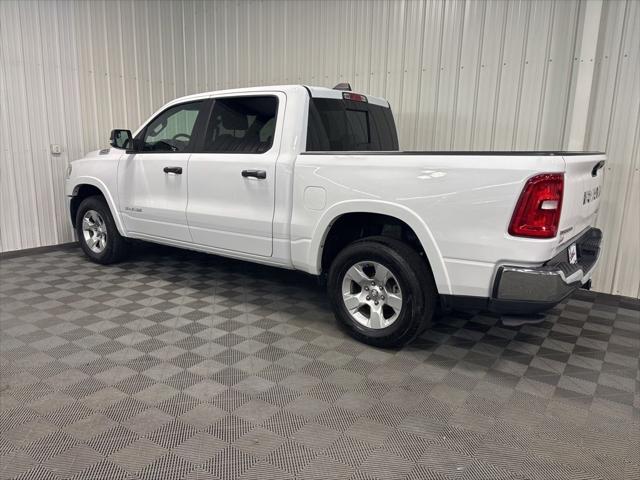 2025 Ram 1500 Big Horn Crew Cab 4x4 5'7" Box