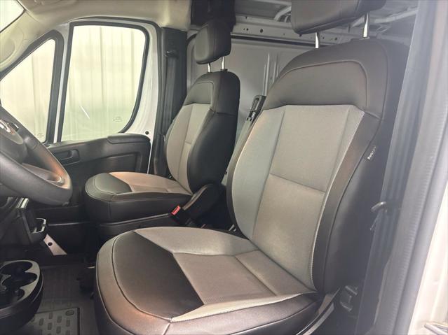 2025 Ram ProMaster 2500 Cargo Van Tradesman Low Roof 136 WB w/Pass Seat