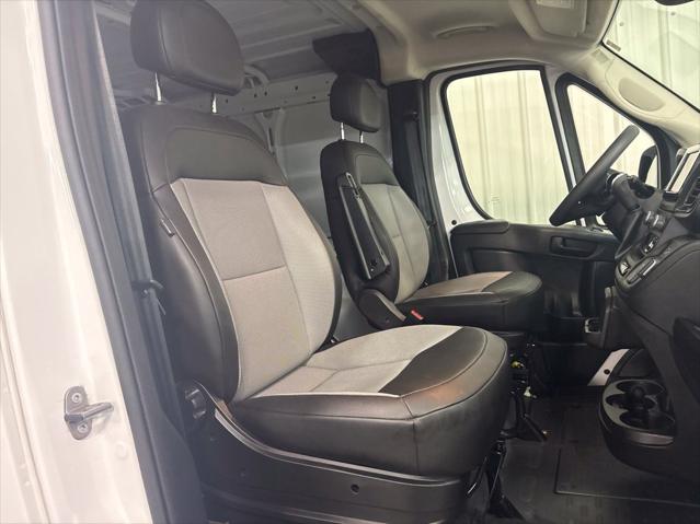 2025 Ram ProMaster 2500 Cargo Van Tradesman Low Roof 136 WB w/Pass Seat