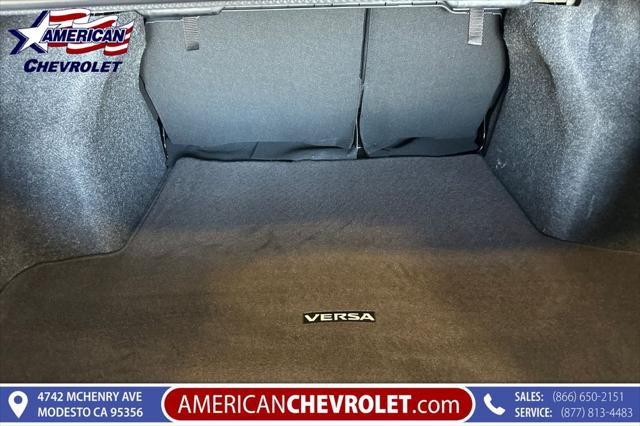 2025 Nissan Versa 1.6 SR