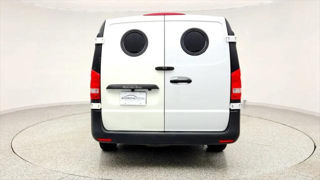 2023 Mercedes-Benz Metris Standard
