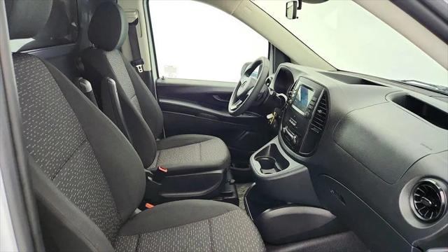 2023 Mercedes-Benz Metris Standard