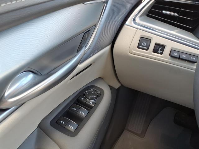 2025 Cadillac XT5 AWD Premium Luxury