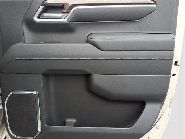 2026 Chevrolet Silverado 1500 4WD Crew Cab Short Bed RST