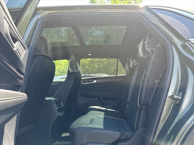 2026 Volkswagen Atlas Cross Sport SEL Premium R-Line