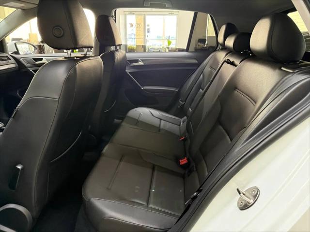 2018 Volkswagen Golf TSI S