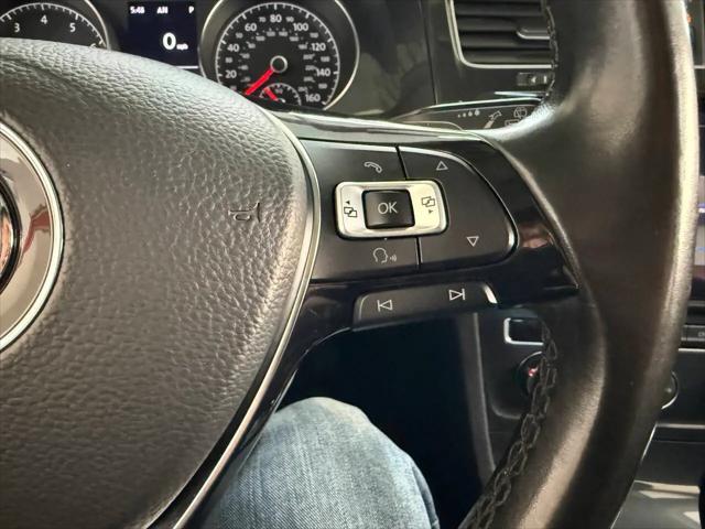 2018 Volkswagen Golf TSI S