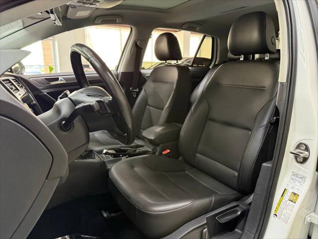 2018 Volkswagen Golf TSI S