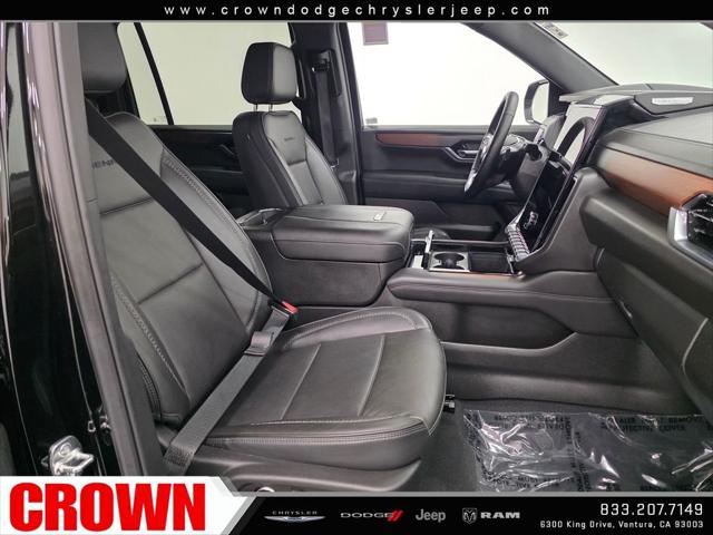 2025 GMC Yukon XL 4WD Denali