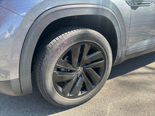 2022 Volkswagen Atlas Cross Sport 2.0T SE w/Technology