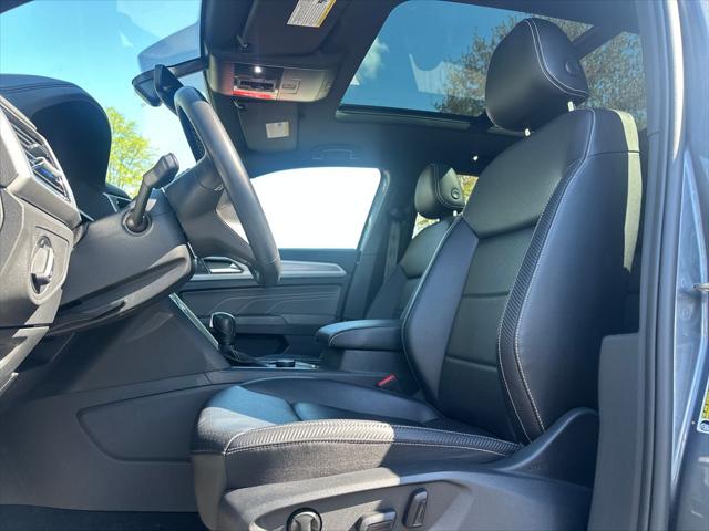 2022 Volkswagen Atlas Cross Sport 2.0T SE w/Technology