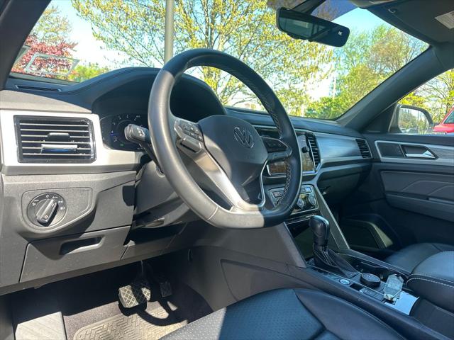 2022 Volkswagen Atlas Cross Sport 2.0T SE w/Technology