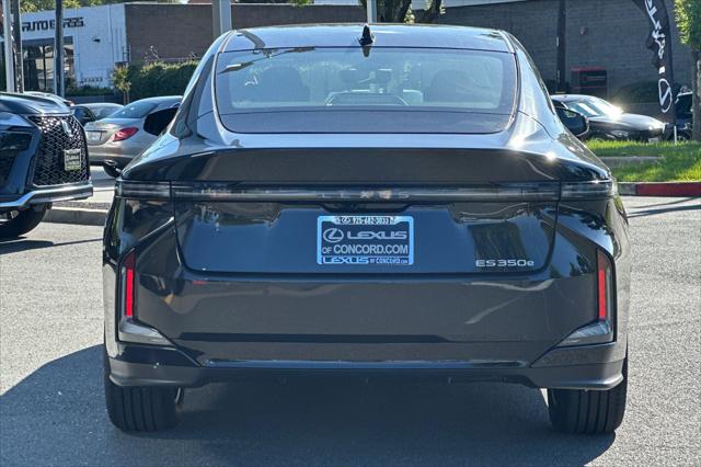 2026 Lexus ES 350 Premium