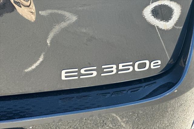 2026 Lexus ES 350 Premium