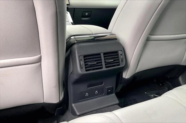 2024 Land Rover Range Rover Velar P250 Dynamic SE