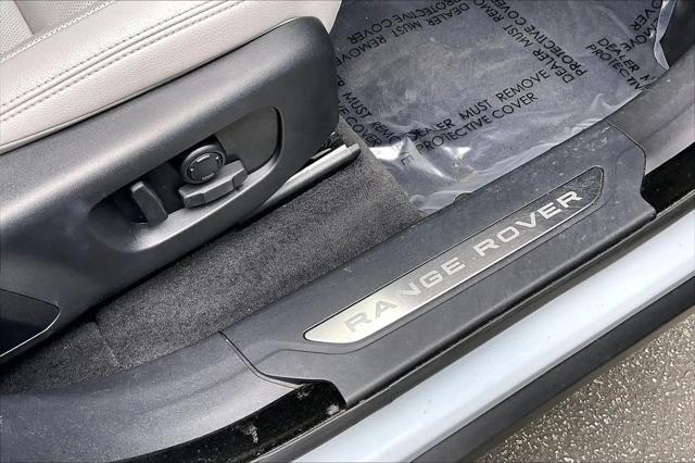 2024 Land Rover Range Rover Velar P250 Dynamic SE
