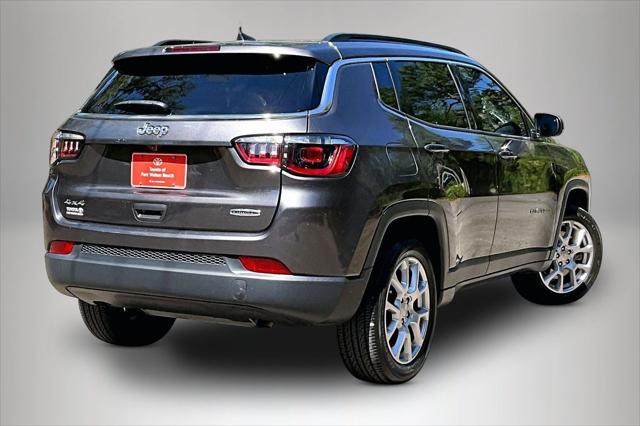 2023 Jeep Compass Latitude Lux FWD