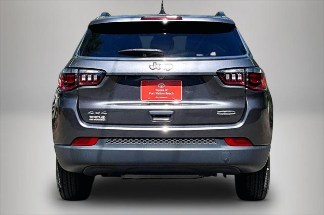 2023 Jeep Compass Latitude Lux FWD