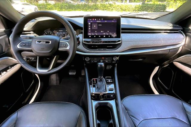 2023 Jeep Compass Latitude Lux FWD