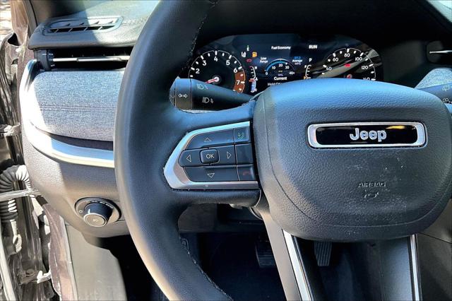 2023 Jeep Compass Latitude Lux FWD