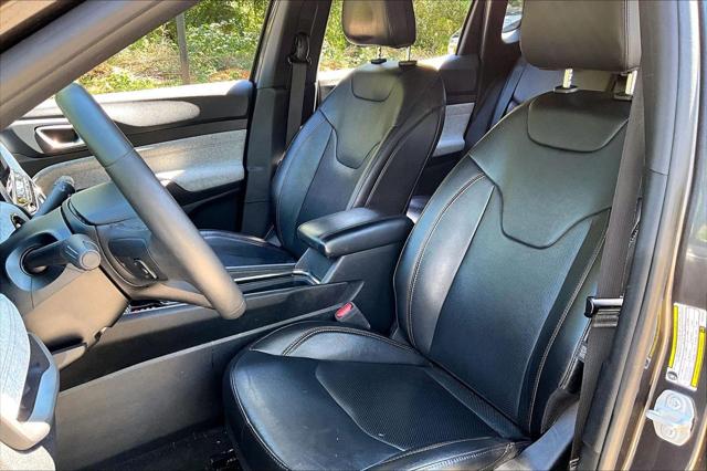 2023 Jeep Compass Latitude Lux FWD