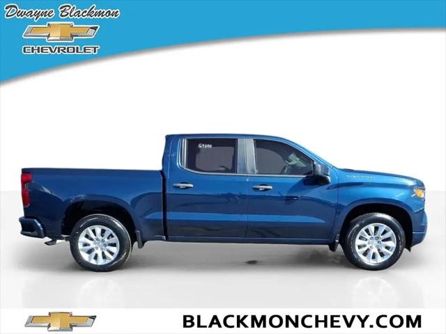 2022 Chevrolet Silverado 1500 2WD Crew Cab Short Bed Custom