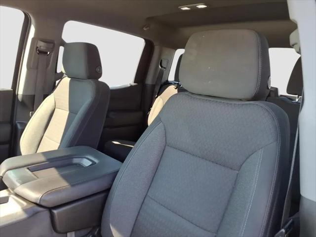 2022 Chevrolet Silverado 1500 2WD Crew Cab Short Bed Custom