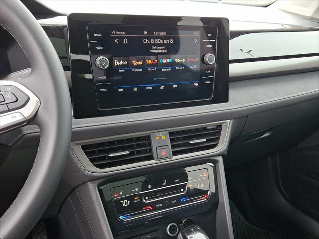 2026 Volkswagen Taos SE Black