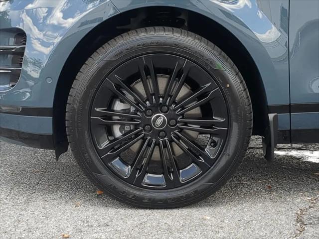 2026 Land Rover Range Rover Evoque Dynamic SE