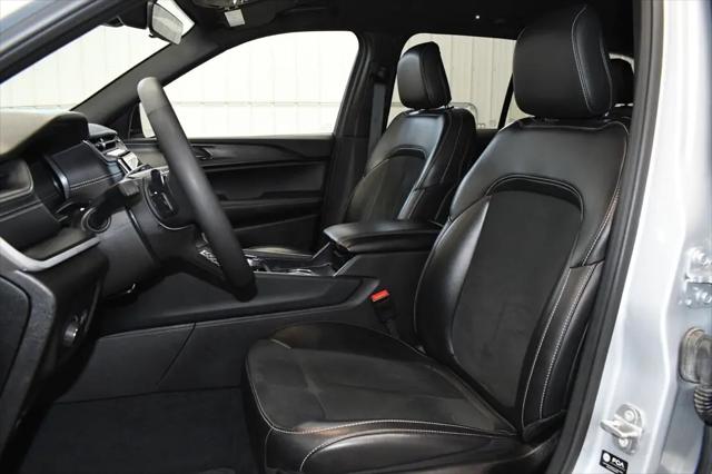 2025 Jeep Grand Cherokee Altitude 4x4