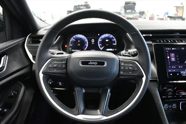 2025 Jeep Grand Cherokee Altitude 4x4