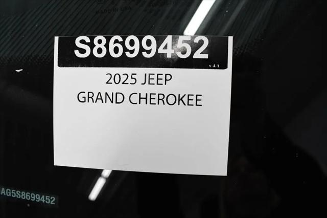 2025 Jeep Grand Cherokee Altitude 4x4