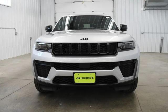 2026 Jeep Grand Cherokee L Altitude 4x4