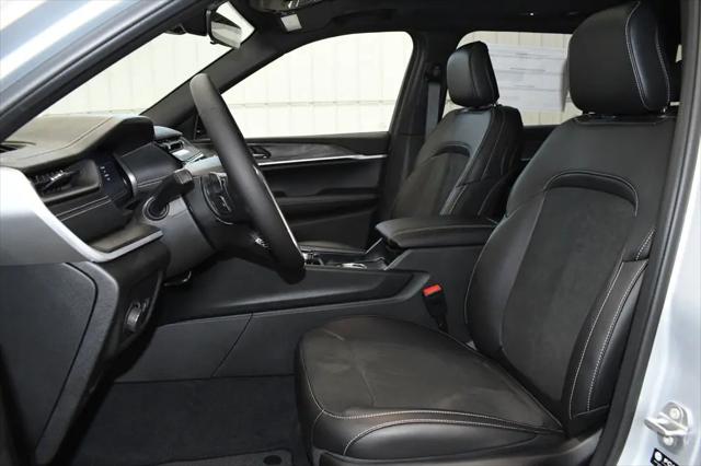 2026 Jeep Grand Cherokee L Altitude 4x4