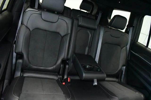 2026 Jeep Grand Cherokee L Altitude 4x4