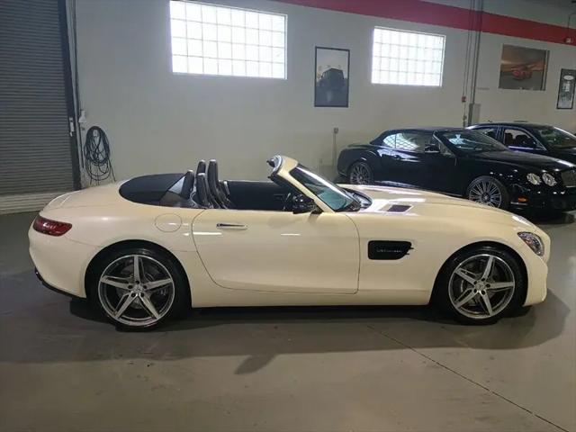 2018 Mercedes-Benz AMG GT Standard