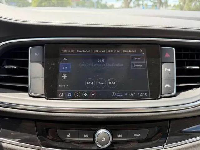 2023 Buick Enclave Essence FWD