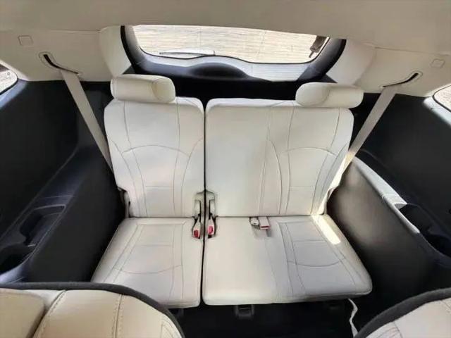2023 Buick Enclave Essence FWD