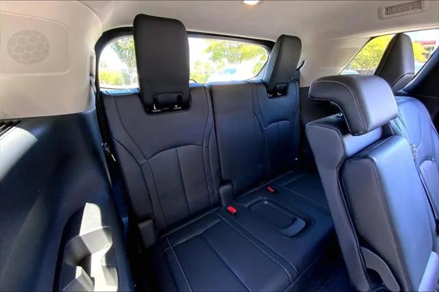 2024 INFINITI QX60 LUXE AWD