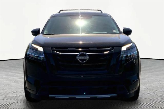 2023 Nissan Pathfinder Platinum 4WD
