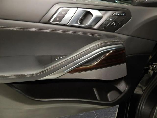 2025 BMW X6 xDrive40i