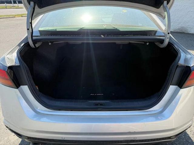 2020 Nissan Altima SR FWD