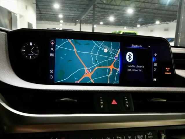 2021 Lexus ES 300h Ultra Luxury